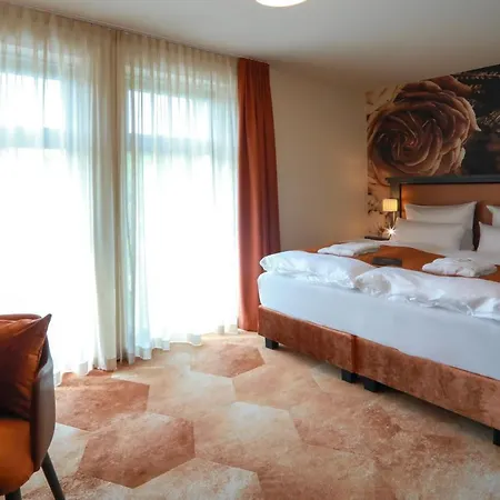 Hotel Spree. Am Hafen Luebbenau