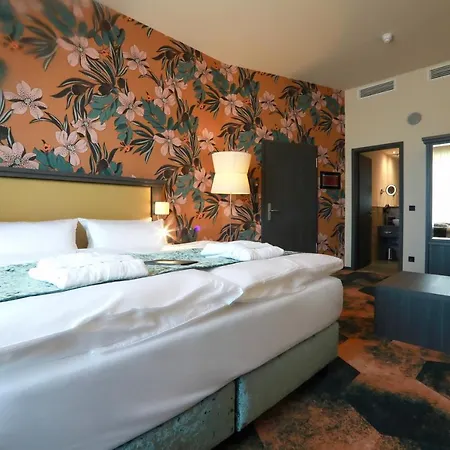 Spree. Am Hafen Hotel 4*