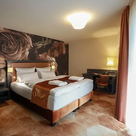 Hotel Spree. Am Hafen 4*