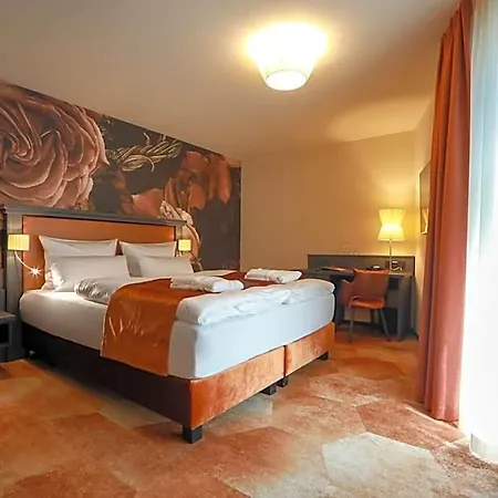 Hotel Spree. Am Hafen 4*