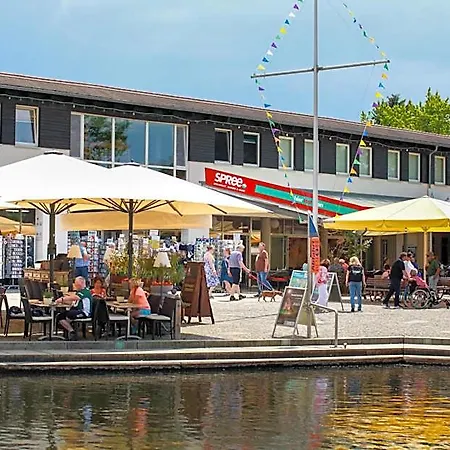 Spree. Am Hafen Hotel 4*