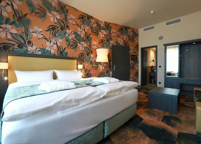 Spree. Am Hafen Hotell 4*