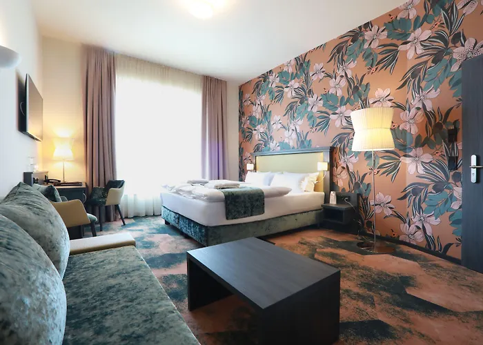 Spree. Am Hafen Hotell 4*